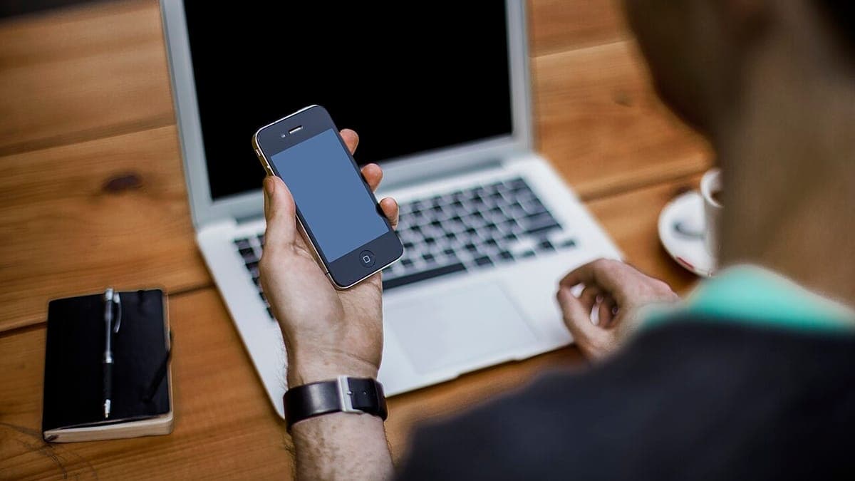 Repair or Replace Your Phone? How to Decide